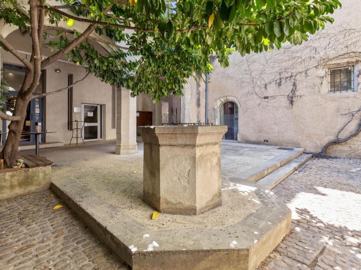 Holiday Home In Avignon Next To The City Centre Екстер'єр фото